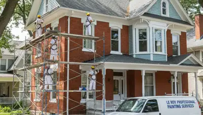 Professional painters in Bloomington, IL delivering interior and exterior painting services